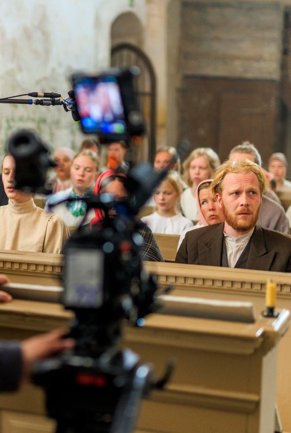 Meeleoluka mängufilmi “Säärane mulk” filmivõtted kirikus