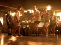 Filme „Dabar jau tikrai šikna“ – pašėlęs vakarėlis su žvaigždėmis ir pasaulio pabaiga (N-18)