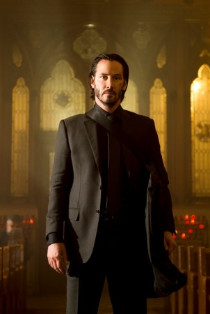 Keanu Reevesas prisipažino kadaise troškęs ekrane būti mutantu Loganu arba Betm...