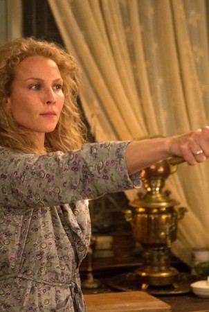 Stilingoji švedė Noomi Rapace trileryje „Numeris 44“ – vos atpažįstama garbanė ...