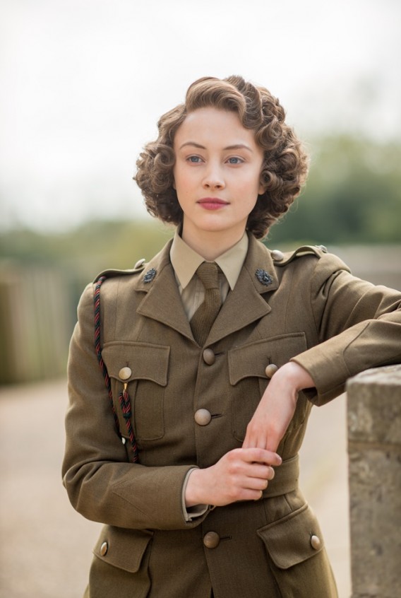 Princesę Elizabeth filme „Naktis be karūnos“ įkūnijusi kanadietė Sarah Gadon – šviežias tyrumo gurkšnis Holivude