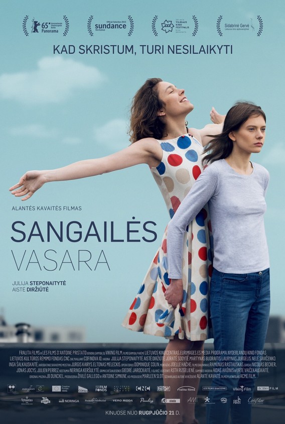 Pristatytas lietuviškas „Sangailės vasaros“ plakatas – su abiem pagrindinėmis filmo aktorėmis