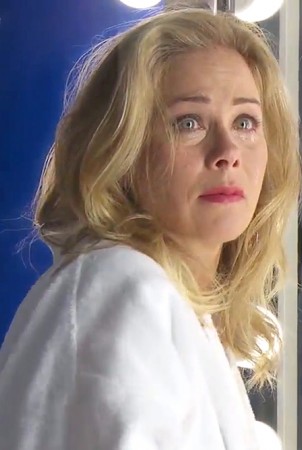 Komiškoje Meryl Streep biografijos parodijoje – ypač nevykęs Christinos Applega...
