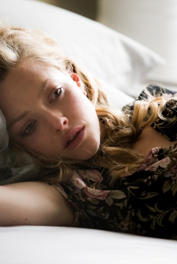 Amanda Seyfried mėgins prisijaukinti meilę romantiškoje dramoje „Išmokyk mane mylėti“ 