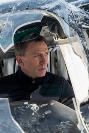 Danielis Craigas po filmo „007 Spectre“ pasirodys dar mažiausiai vienoje juosto...