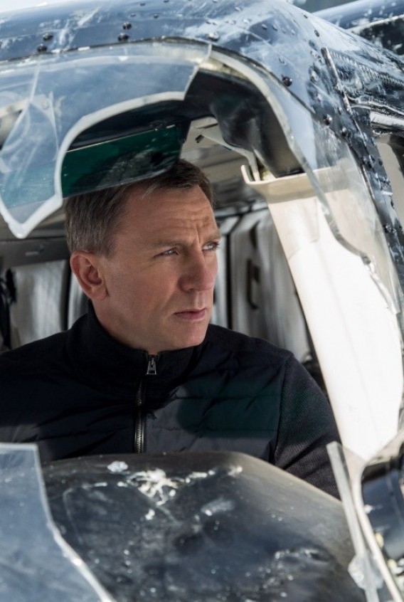 Danielis Craigas po filmo „007 Spectre“ pasirodys dar mažiausiai vienoje juostoje apie Džeimsą Bondą  