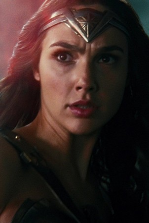 G. Gadot poelgis už kadro pranoko net jos herojės Nuostabiosios moters žygdarbi...
