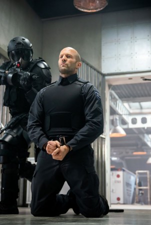 Naujausio Guy Ritchie filmo „Vyriškas įniršis“ žvaigždė Jasonas Stathamas atsis...