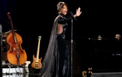AŠ NORIU ŠOKTI. Whitney Houston filmas 