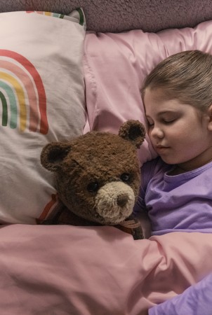 Filmo „Nematomas draugas” režisierius teigia atradęs naują siaubo kino žanrą...