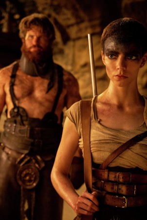 Filme „Furioza: pašėlusio Makso saga” vienos veiksmo scenos filmavimas su 200 k...