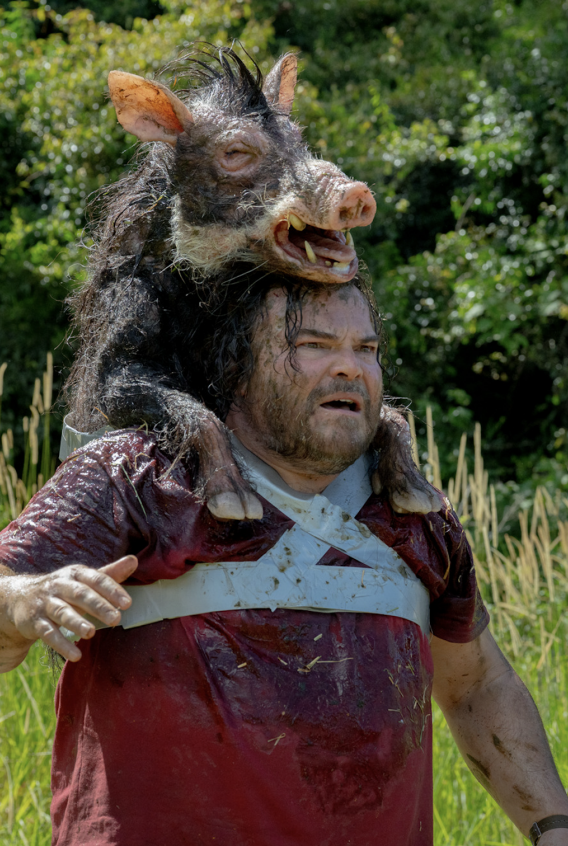 Legendinė „Anakonda“ atgimsta komedijoje: filmo žvaigždės prigrasintos saugotis meškų medžiuose